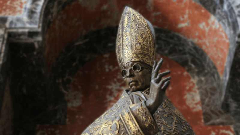 statue of pope pius XII